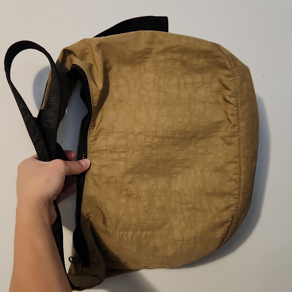 Brown BAGGU Medium Crescent Bag
